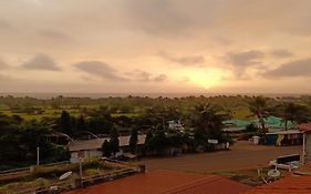 Oyo Golden Hub Resort Morjim Goa